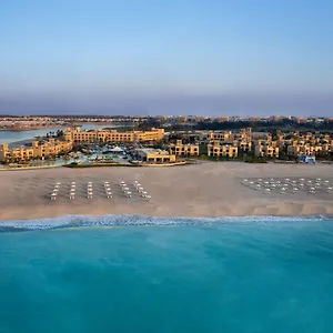 resort-sofitel-al-hamra-beach.dubaihotelsoffers.com/